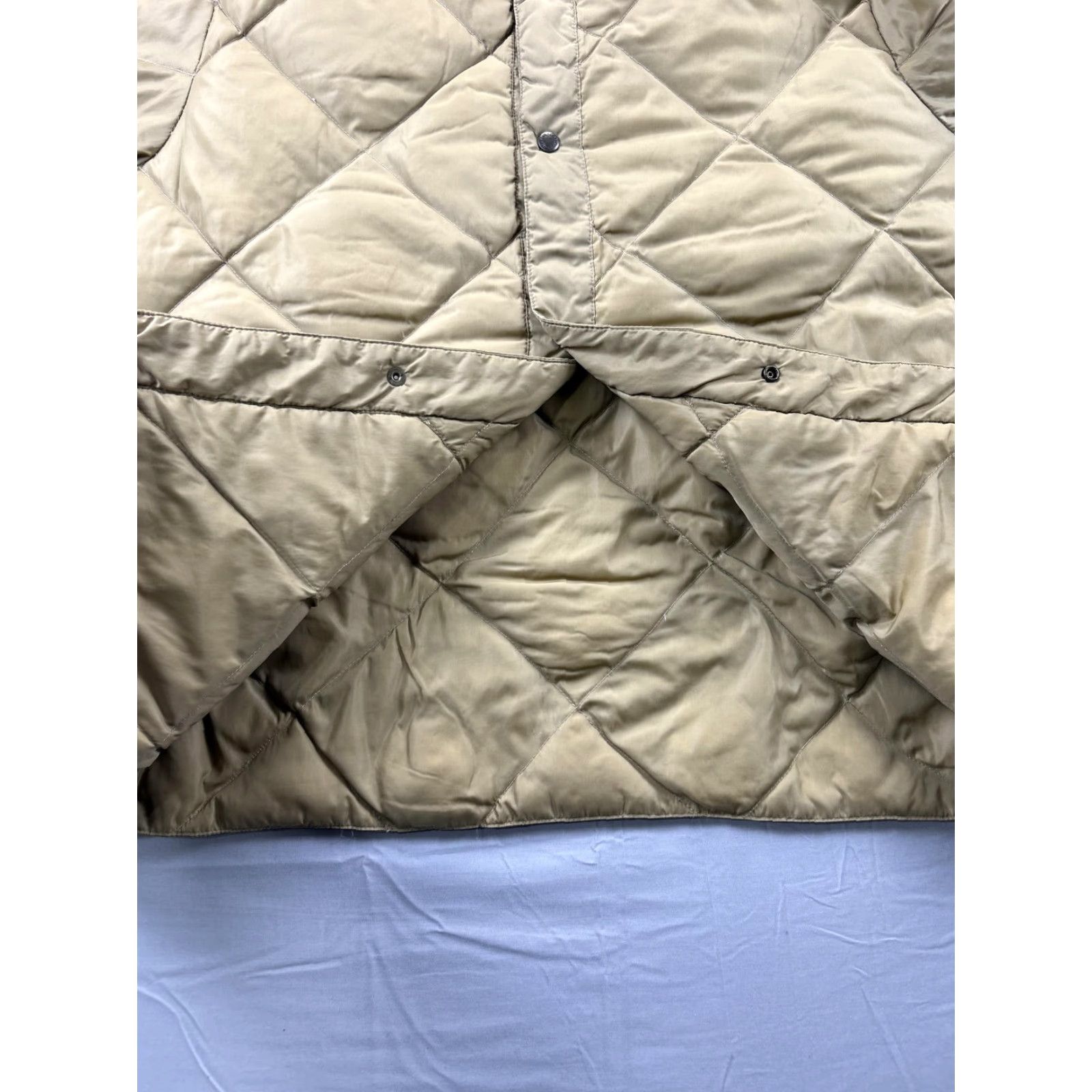 Vintage VINTAGE Cabela's Jacket Mens XL Beige Quilted Down Snap Bomber Insulated Hunting Jacket Size US XL / EU 56 / 4 - 5 Thumbnail