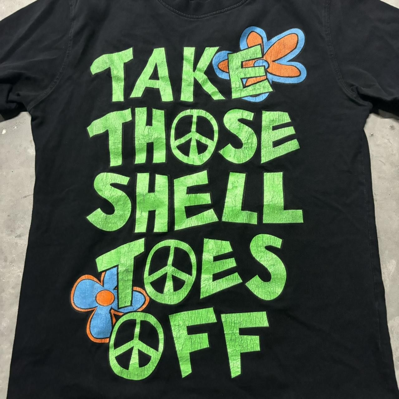 Japanese Brand × Vintage Crazy Vintage Y2K/2000s Surf Beach Peace Scene Graphic Tee! Size US S / EU 44-46 / 1 - 3 Thumbnail