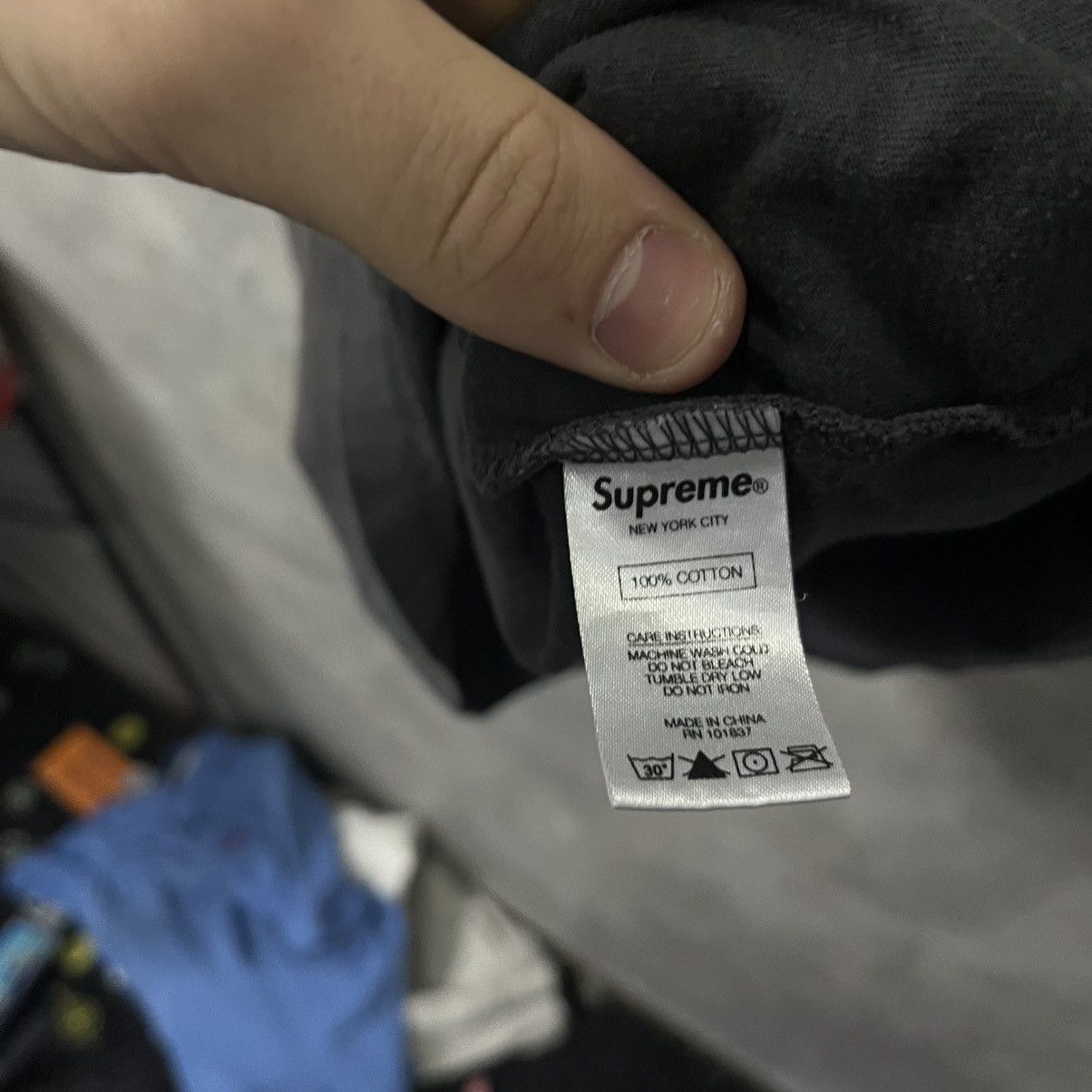 Supreme Supreme T-Shirt Big Logo Grey Size M Size US M / EU 48-50 / 2 - 8 Thumbnail