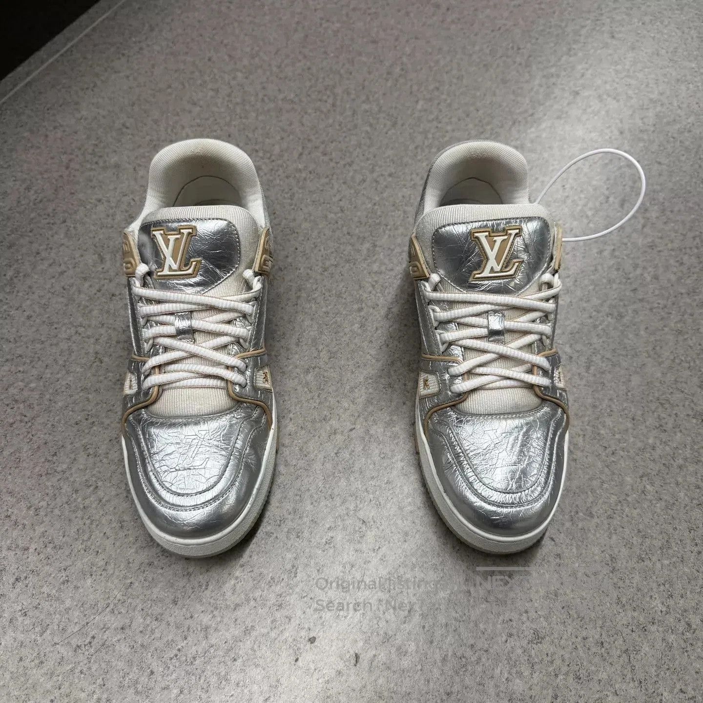 Louis Vuitton Silver Low-Top Sneakers Size 8. Size US 8 / EU 41 - 5 Thumbnail