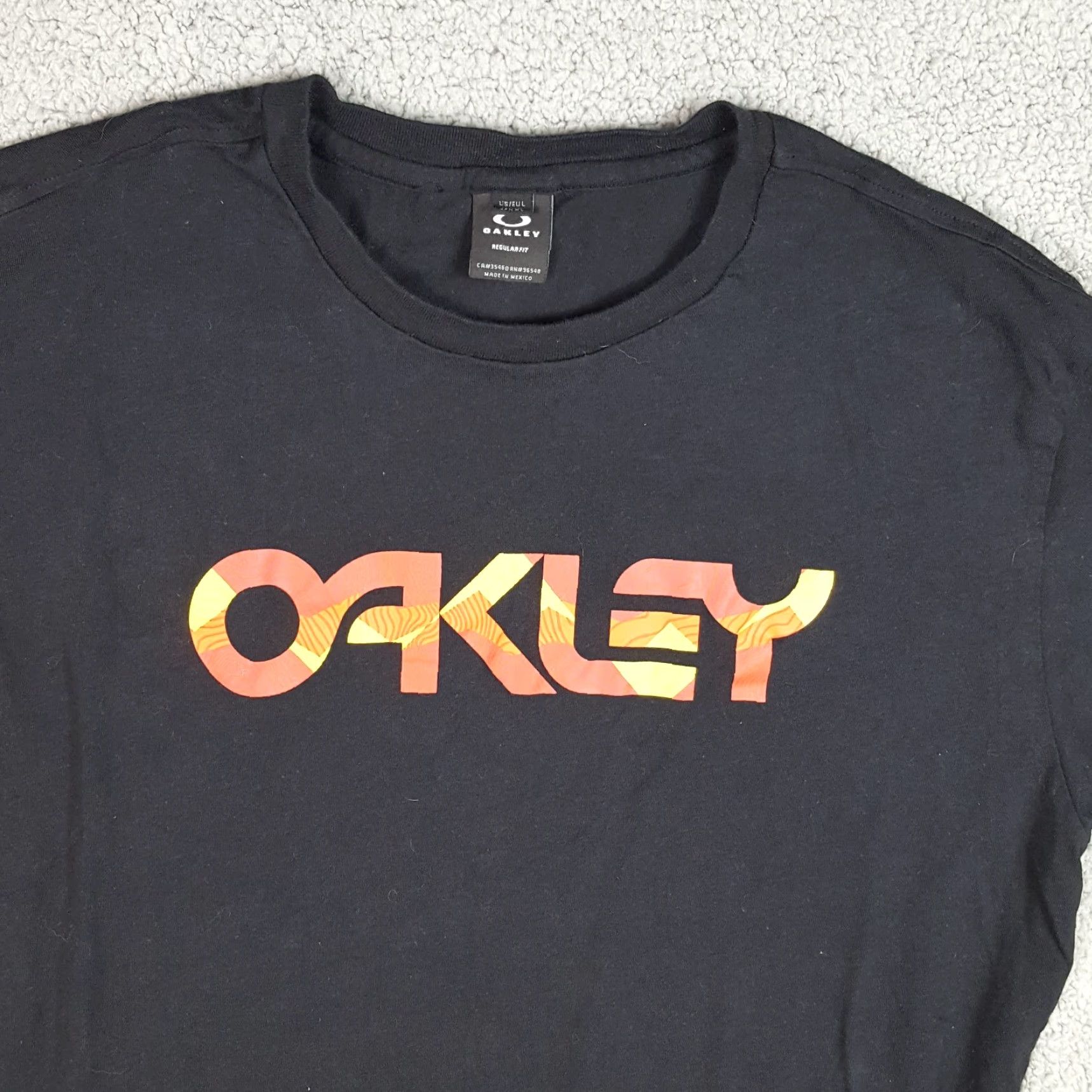 Oakley VINTAGE Oakley Black Outdoor Athletic Hiking T-Shirt Large 90s Y2K Mens Size US L / EU 52-54 / 3 - 2 Thumbnail