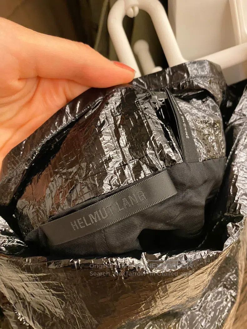 Helmut Lang Helmut Lang size XS Skirt Size 30" / US 8 / IT 44 - 2 Thumbnail