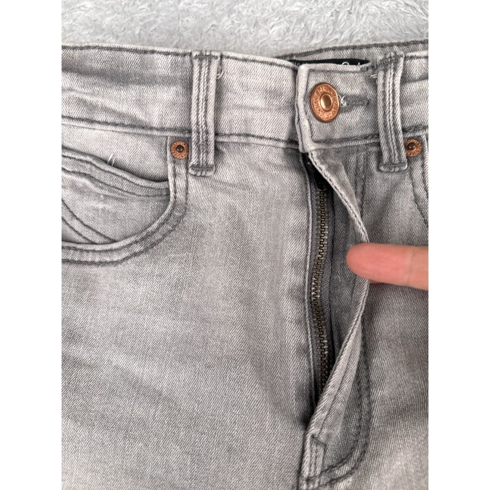 Stradivarius Stradivarius Jeans Womens Gray Skinny Regular Waist Cotton 23x27 Distressed Stretch Pockets 5-Pocket Design Vintage: No Feature: Medium Wash 2 Size 26" / US 2 / IT 38 - 5 Thumbnail