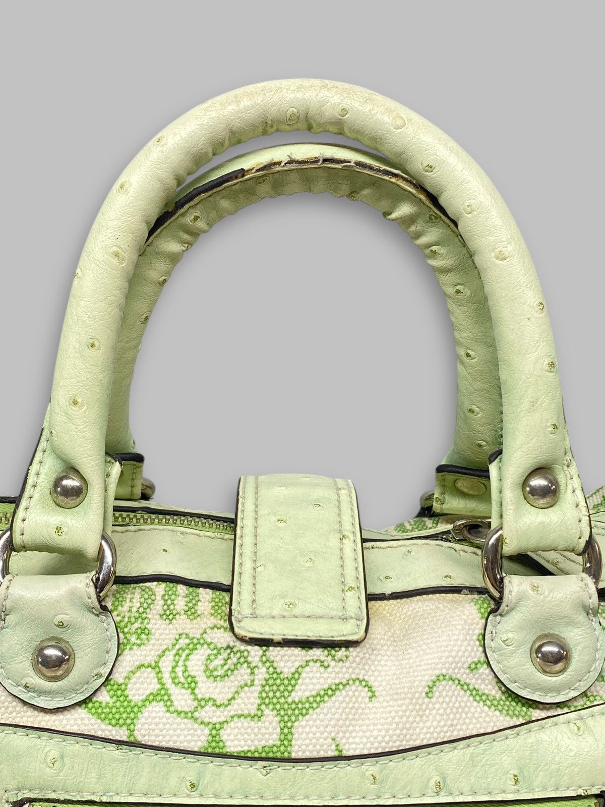 Guess 🔥 GUESS ROSE LOGO BAG Y2K GLAM GRUNGE PARIS HILTON ERA VIBES Size ONE SIZE - 12 Thumbnail