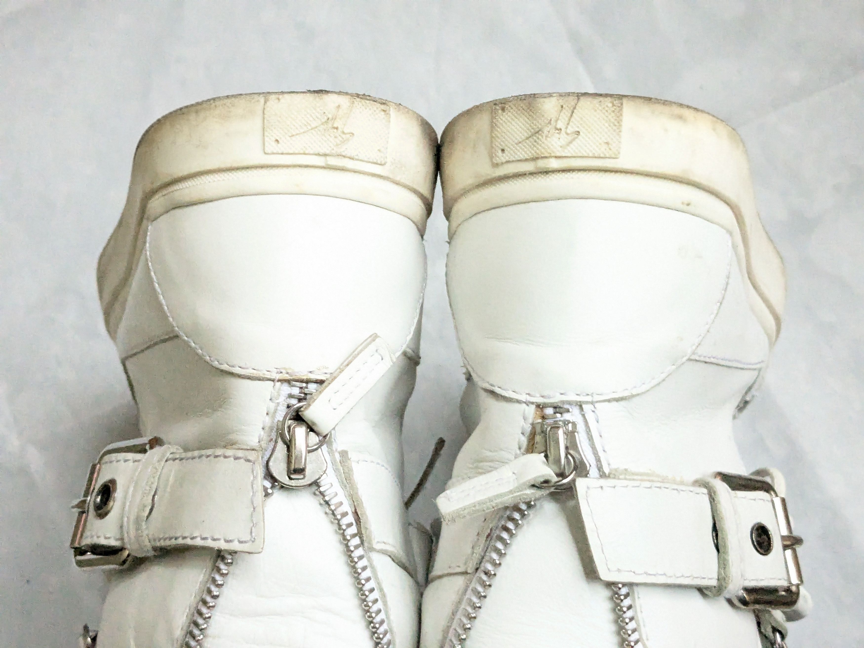 Giuseppe Zanotti Giuseppe Zanotti Chain Sneakers 11 44 White High Top Leather Size US 11 / EU 44 - 11 Thumbnail
