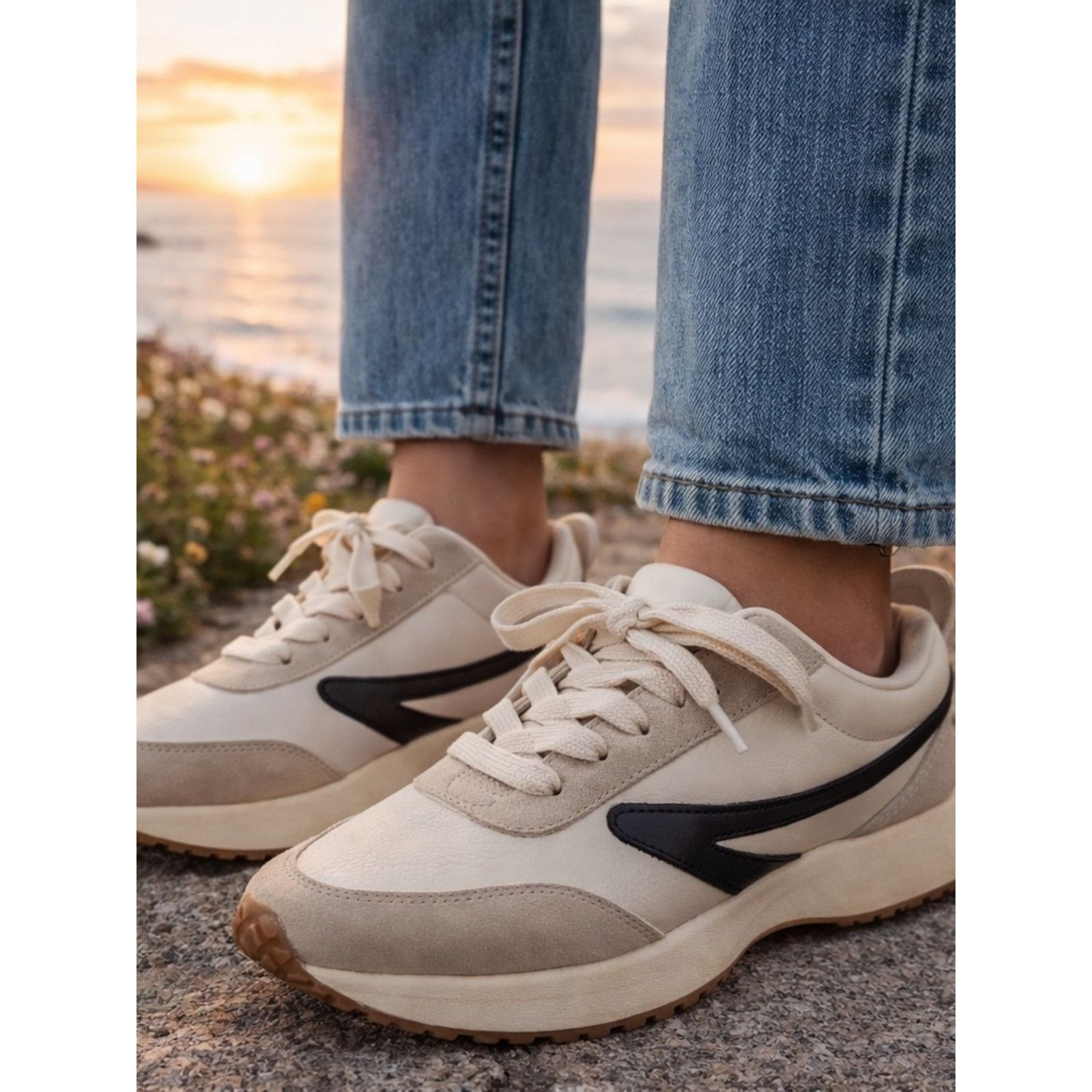 Dolce Vita Dolce Vita Cream and Black Lace-Up Women's Sneakers Size US 9 / IT 39 - 1 Thumbnail