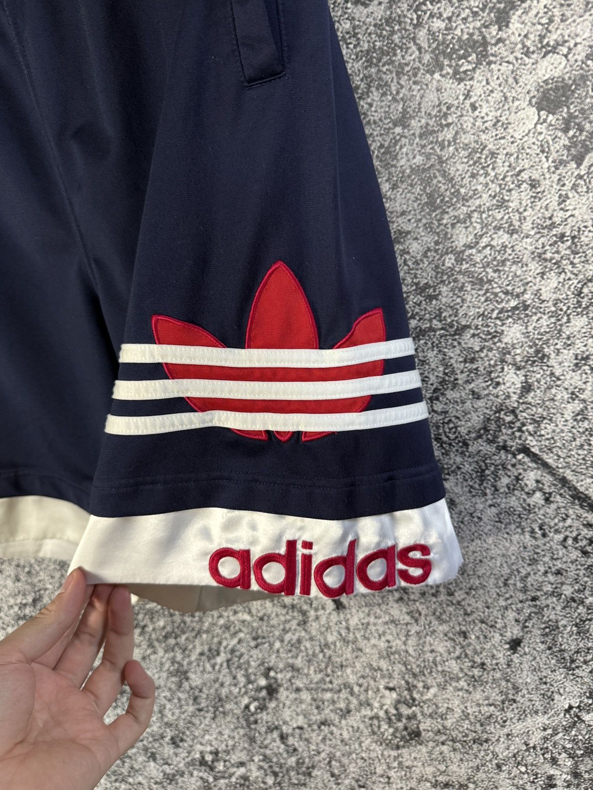 Adidas Adidas Originals Vintage 90s Shorts Big Trefoil Logo Size M Size US 34 / EU 50 - 6 Thumbnail