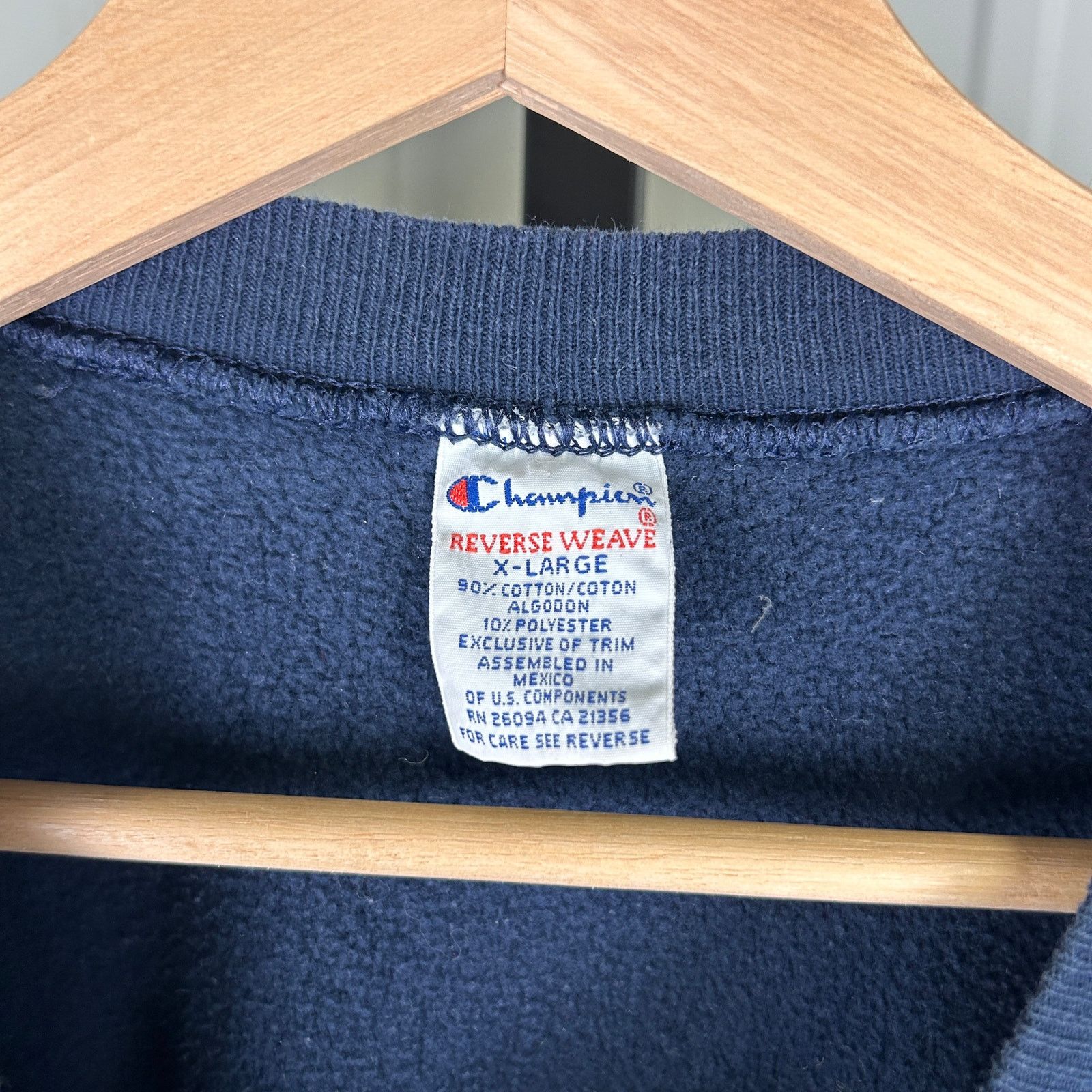 Champion Champion Reverse Weave XL 90s Navy Heavyweight Crewneck Size US XL / EU 56 / 4 - 4 Thumbnail