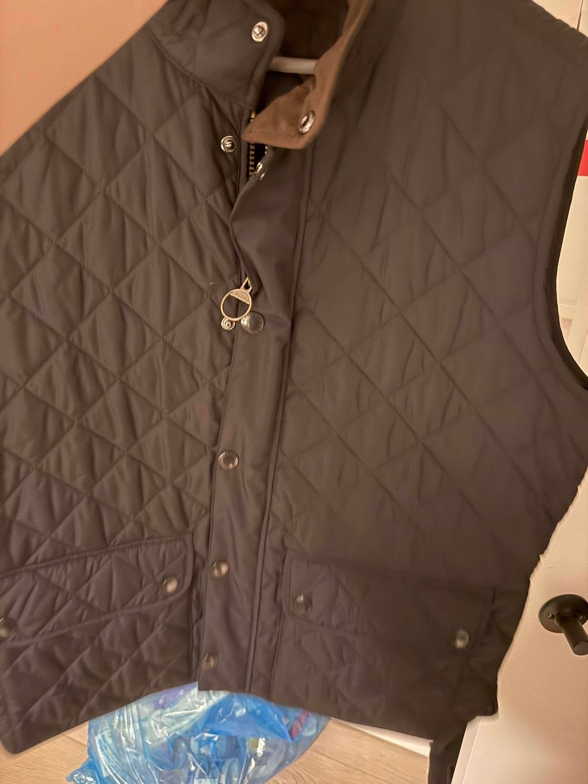 Barbour Barbour - Lowerdale Vest (Navy, Large) Size US L / EU 52-54 / 3 - 7 Thumbnail