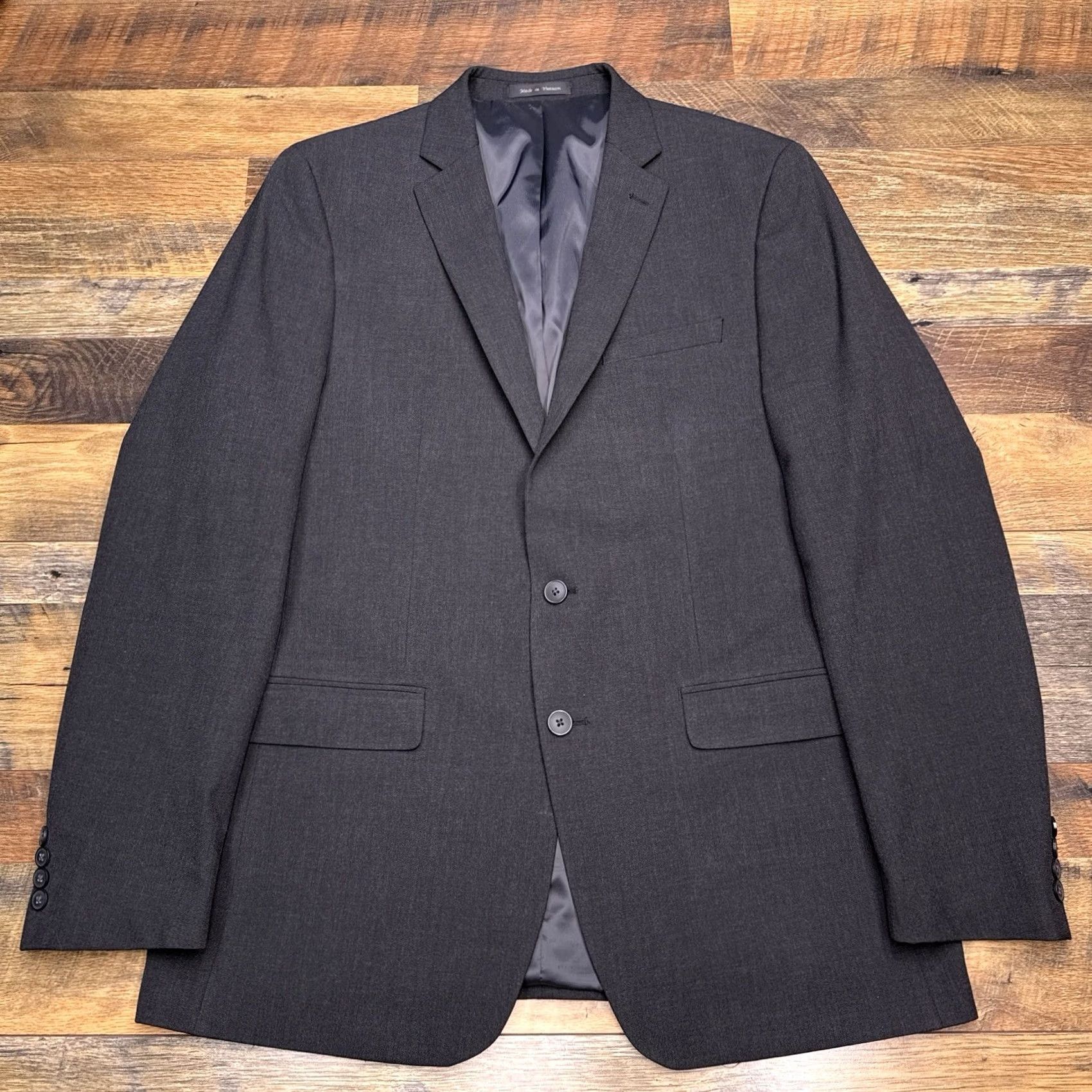 Van Heusen Van Heusen Flex Suit 42 Long Gray Pants 36x32 Stretch 2 Piece - 42" Jacket Sleeve Button Style 4-Button Size 42R - 2 Thumbnail