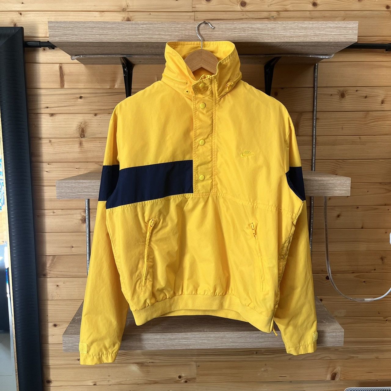 Nike vintage nike quarter windbreaker jacket yellow Size US S / EU 44-46 / 1 - 1 Thumbnail