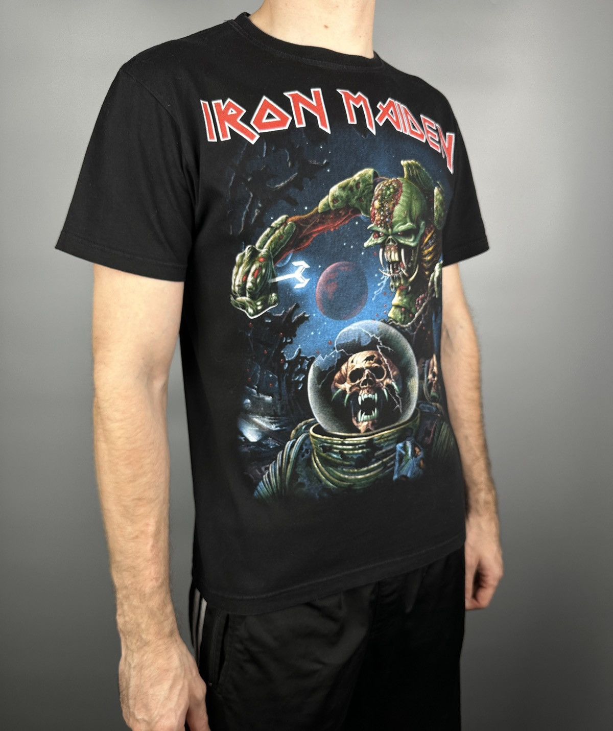 Band Tees Vintage Iron Maiden Final Frontier Graphic T Shirt Tee Rock Size US L / EU 52-54 / 3 - 13 Thumbnail