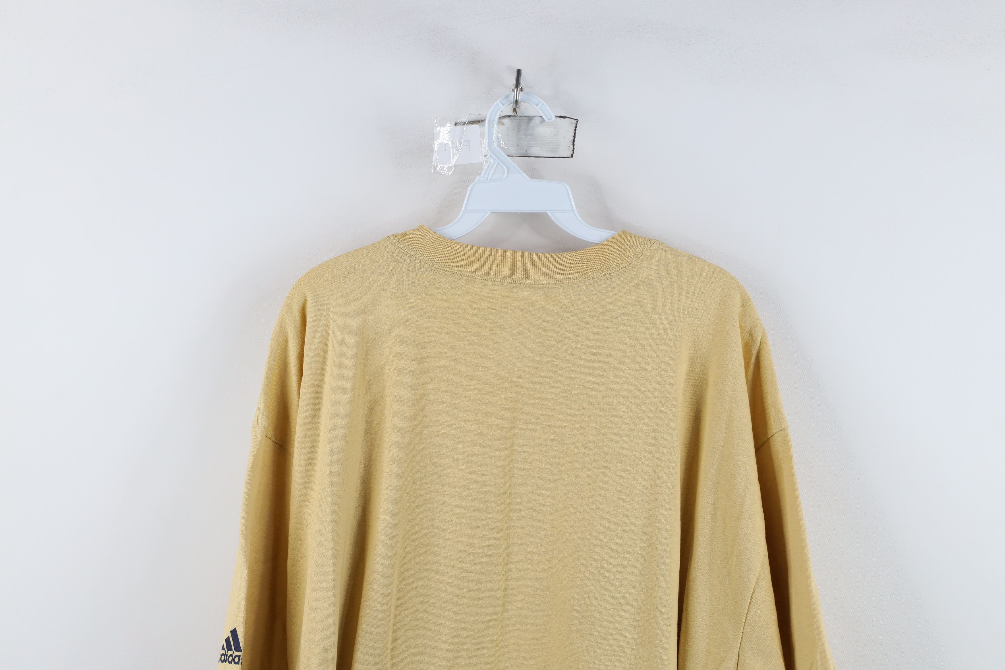 Adidas Vintage Y2K Adidas Spell Notre Dame University T-Shirt Gold Size US XL / EU 56 / 4 - 14 Thumbnail