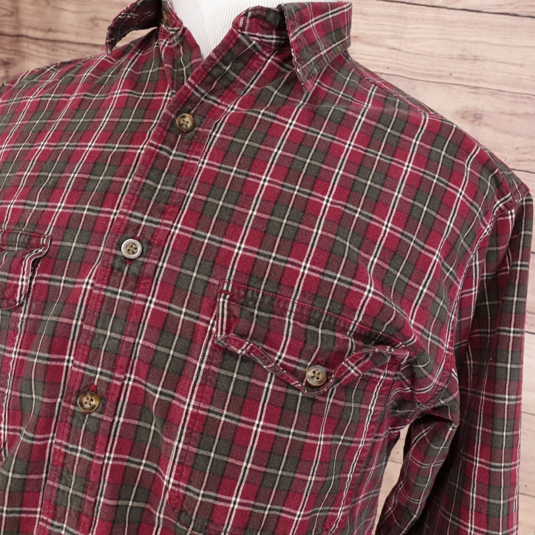 Eddie Bauer EDDIE BAUER Long Sleeve Red Plaid Button-Up Shirt Mens Size S Small Size US S / EU 44-46 / 1 - 2 Thumbnail