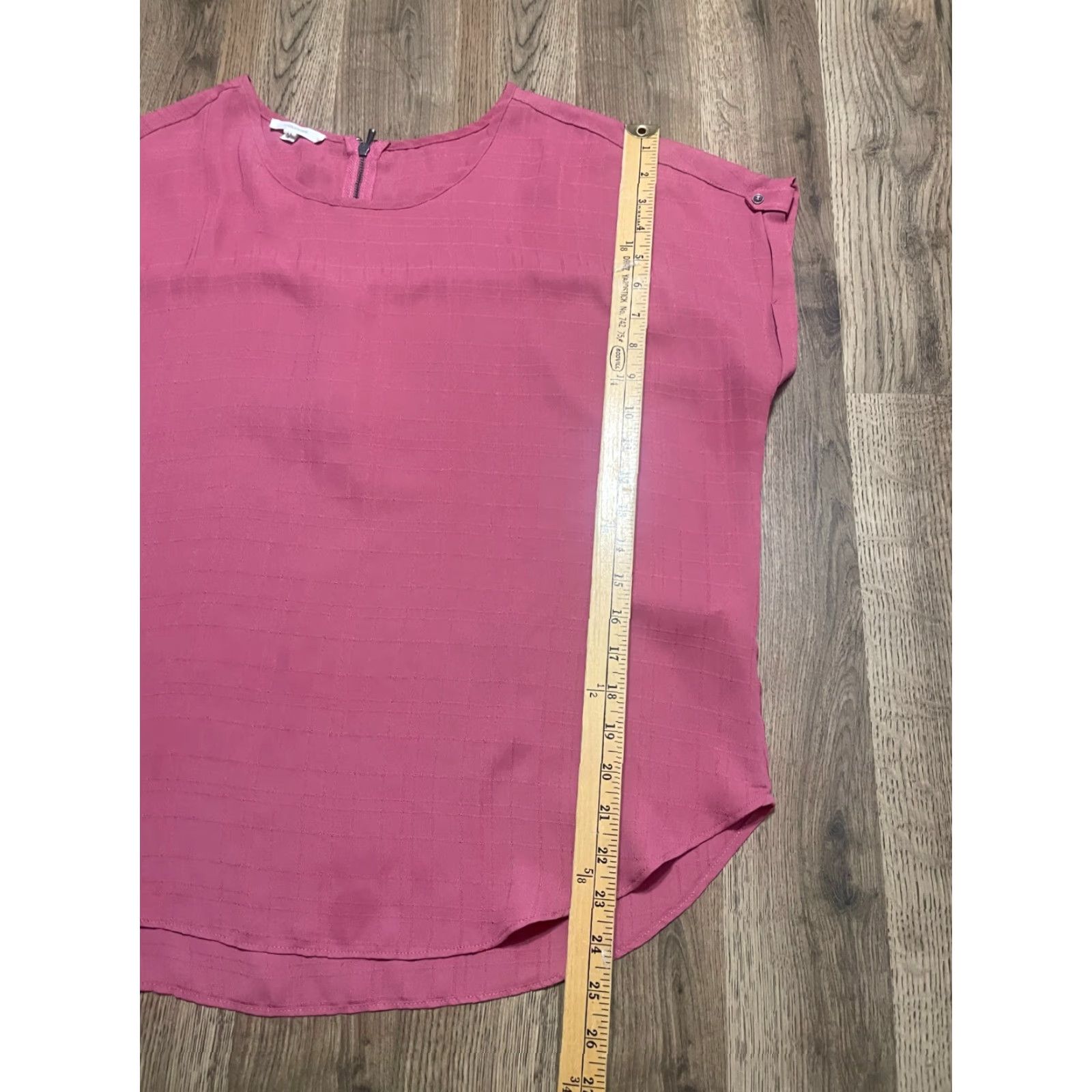 Vintage Maurices Shirt Women’s Size L Pink Blouse Zip back Short Sleeve Round Neck Casual Vintage No Size L / US 10 / IT 46 - 7 Thumbnail
