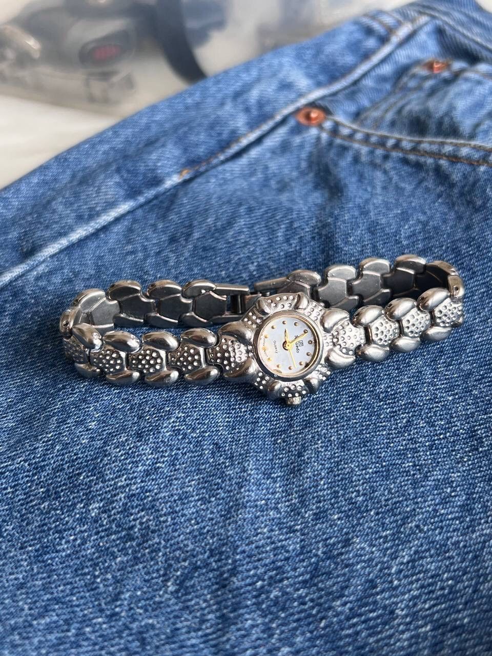 Japanese Brand × Vintage Vintage Japanese style futuristic Watch Size ONE SIZE - 1 Thumbnail