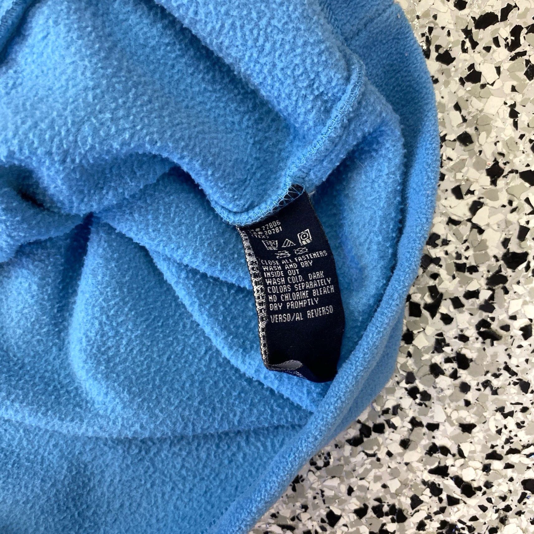 Tommy Hilfiger VINTAGE Tommy Hilfiger Blue Fleece Jacket Zip Logo Athletic XL Jacket Men Regular 90s USA Nautical Outdoor Inner Polyester Lining Pockets 1/4 Zip Size US XL / EU 56 / 4 - 6 Thumbnail
