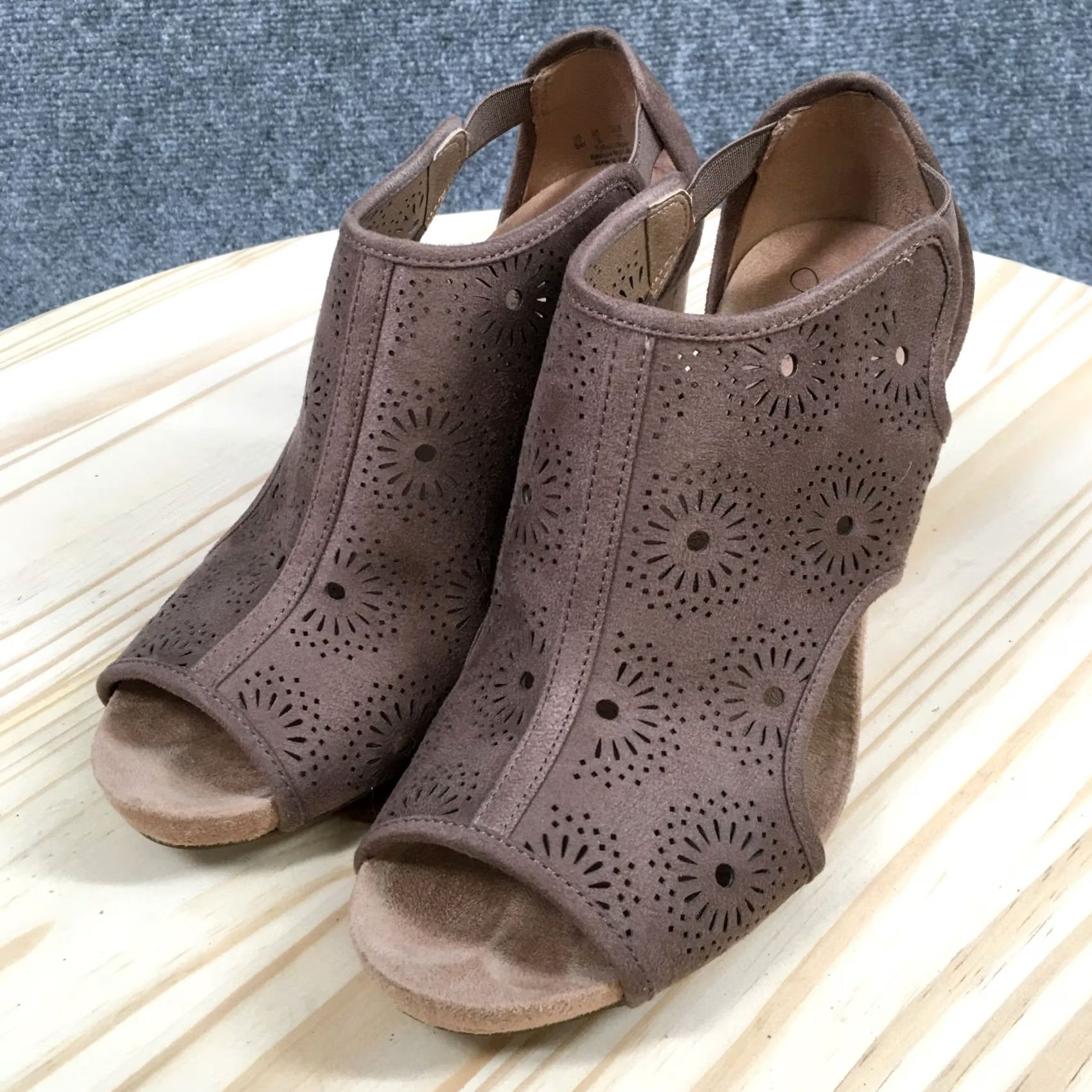 Vintage LifeStride Wedge Sandal Womens 8 M Brown Cork Peeped Toe Casual Sandals Size US 8 / IT 38 - 5 Thumbnail