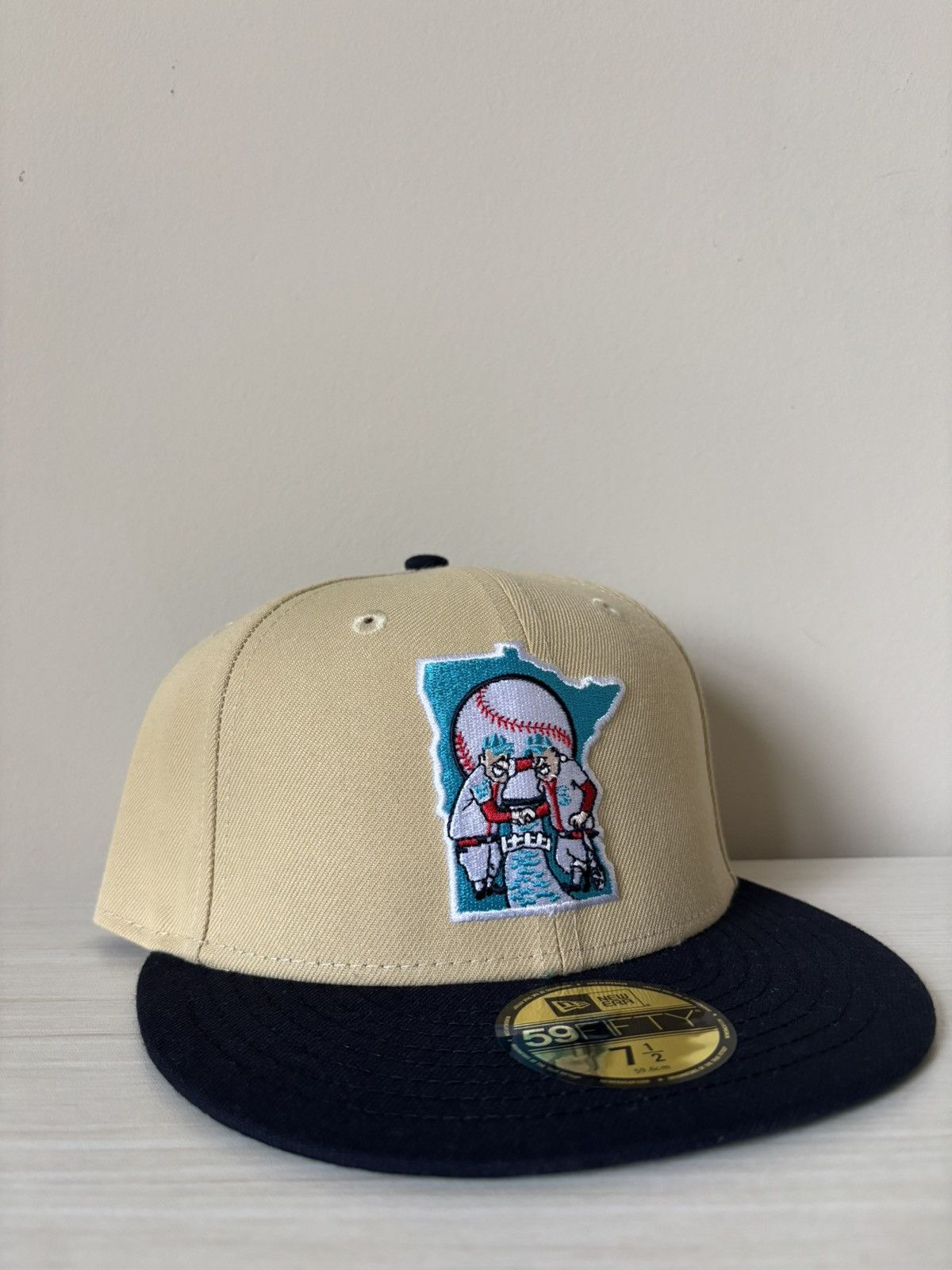 Hat Club Minnesota Twins Fitted Size 7 1/2 HatClub Size ONE SIZE - 1 Thumbnail