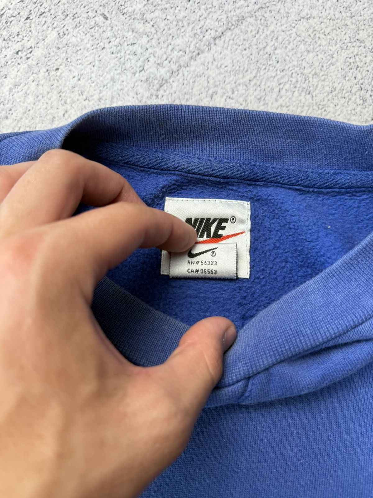 Nike Vintage Nike Big Logo Sweatshirt Y2K swoosh Size US L / EU 52-54 / 3 - 15 Thumbnail