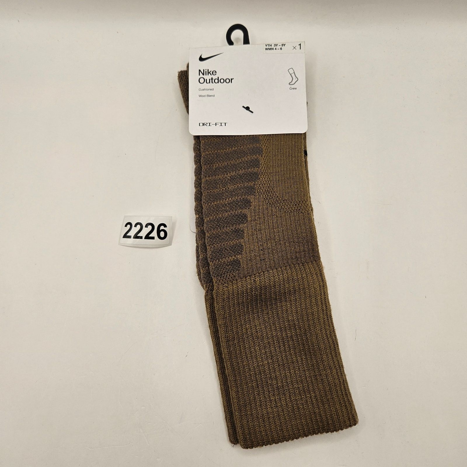 Nike NIKE SMALL OUTDOOR CREW SOCKS GREEN BROWN NWT MADE IN USA Size ONE SIZE - 1 Thumbnail