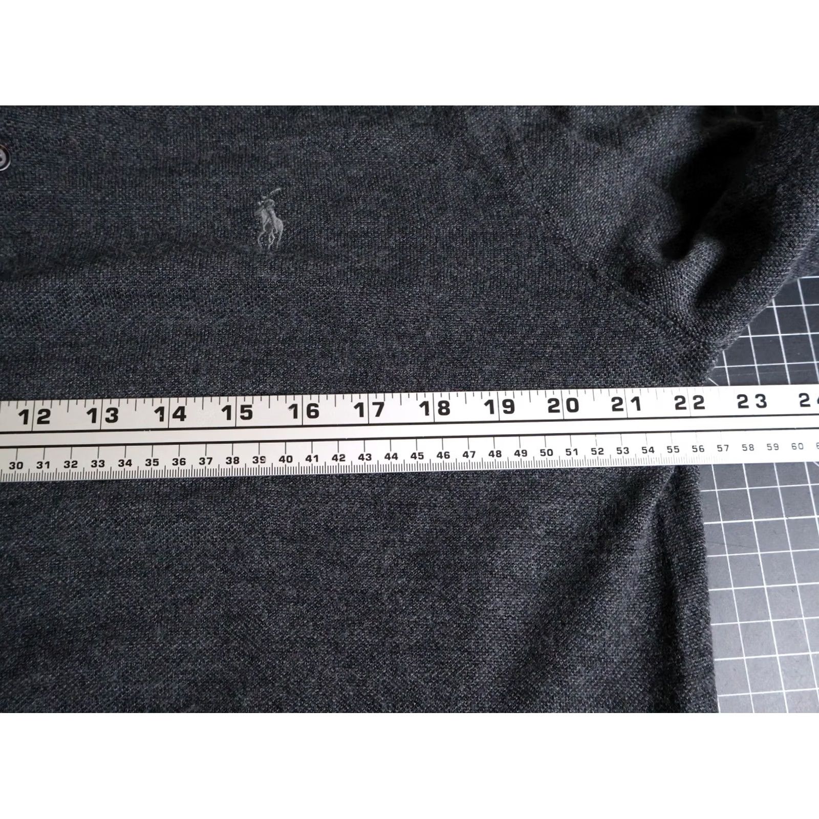 Polo Ralph Lauren Polo Ralph Lauren Sweater Shirt Mens Large Gray Lightweight Merino Wool Knit Pullover Long Sleeve Collared Casual Vintage: No Embroidered Details Size US L / EU 52-54 / 3 - 5 Thumbnail