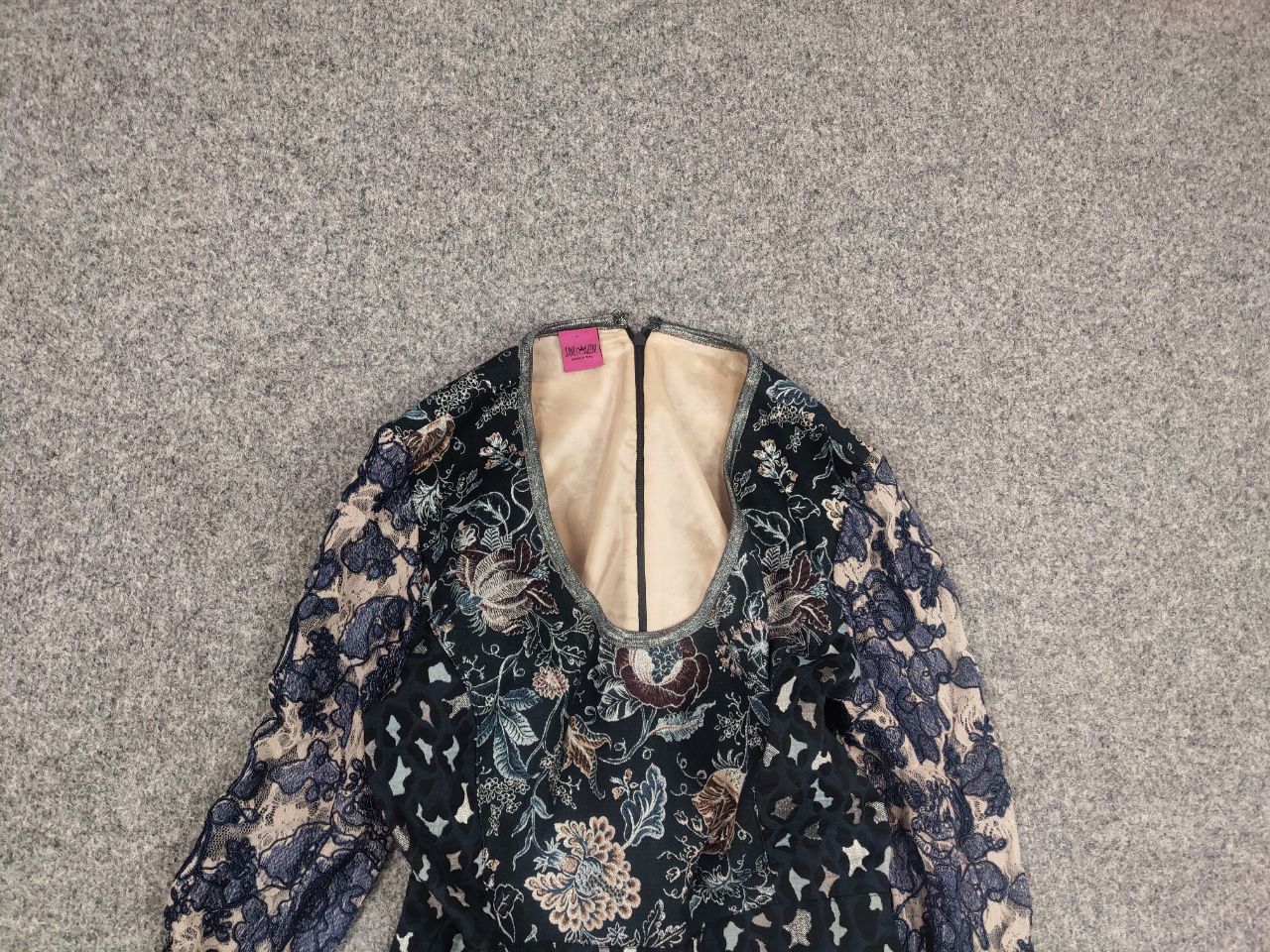 Missoni Save The Queen Mid-length dress combined fabric lace sleeve Size M / US 6-8 / IT 42-44 - 5 Thumbnail