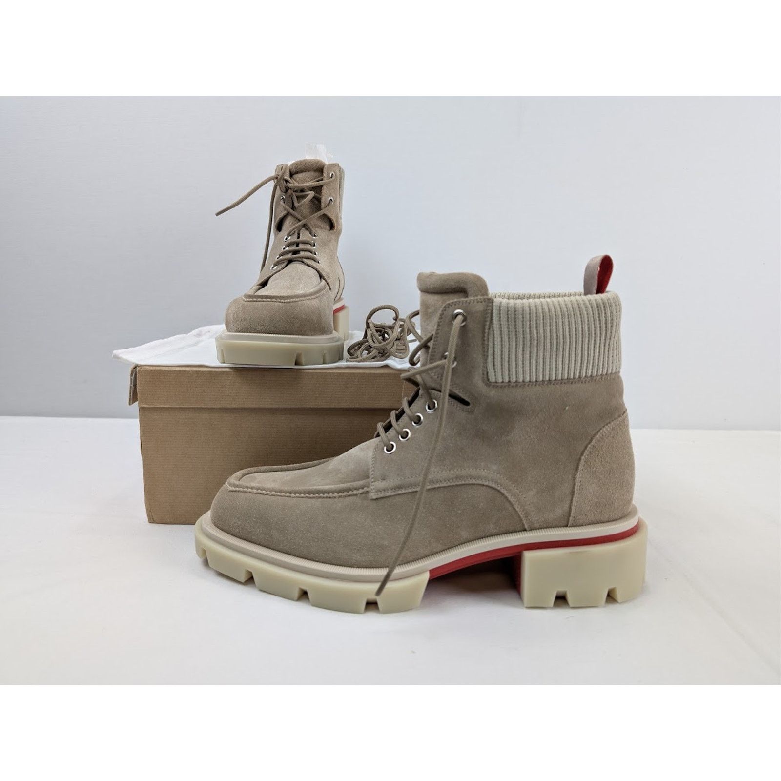Christian Louboutin o1rshd1 Our Walk Flat Boot in Saharienne Size US 10 / EU 43 - 18 Thumbnail