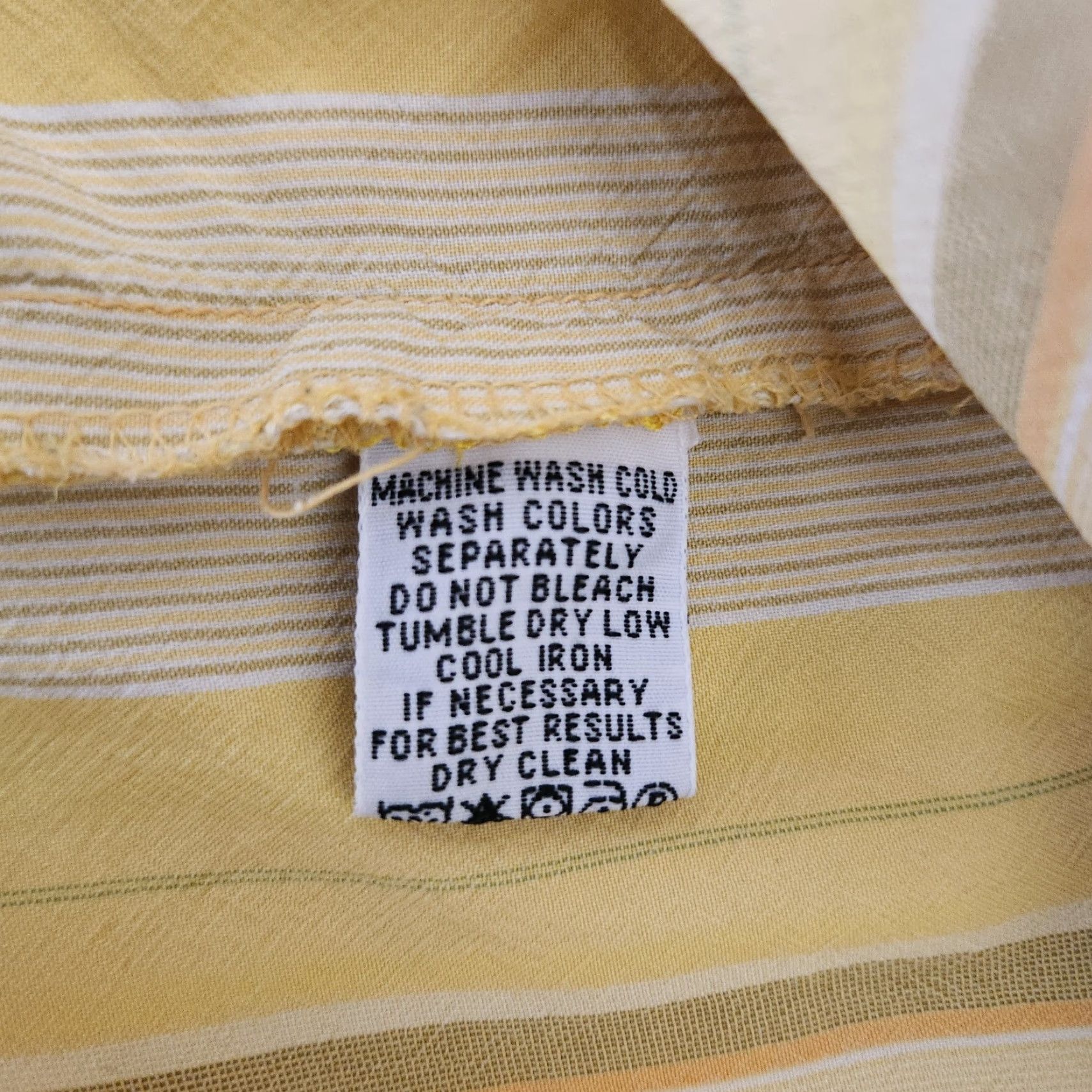Tommy Bahama VINTAGE Tommy Bahama Mens 100% Silk Yellow Vertical Stripe SS Buttonfront Shirt M | Yellow | Silk | Beach, Tropical, Vacation | Mens, Button-Up, Shirt Size US M / EU 48-50 / 2 - 6 Thumbnail