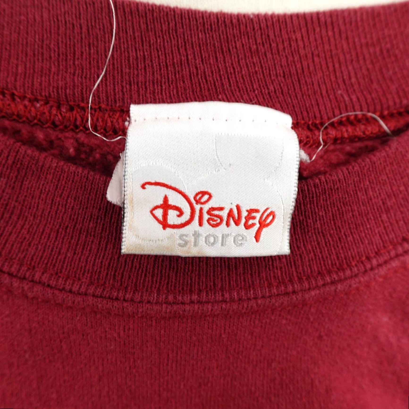 Disney Vintage Disney Sweatshirt Mens Large Red Grumpy Crewneck Snow White Pullover Size US L / EU 52-54 / 3 - 7 Thumbnail