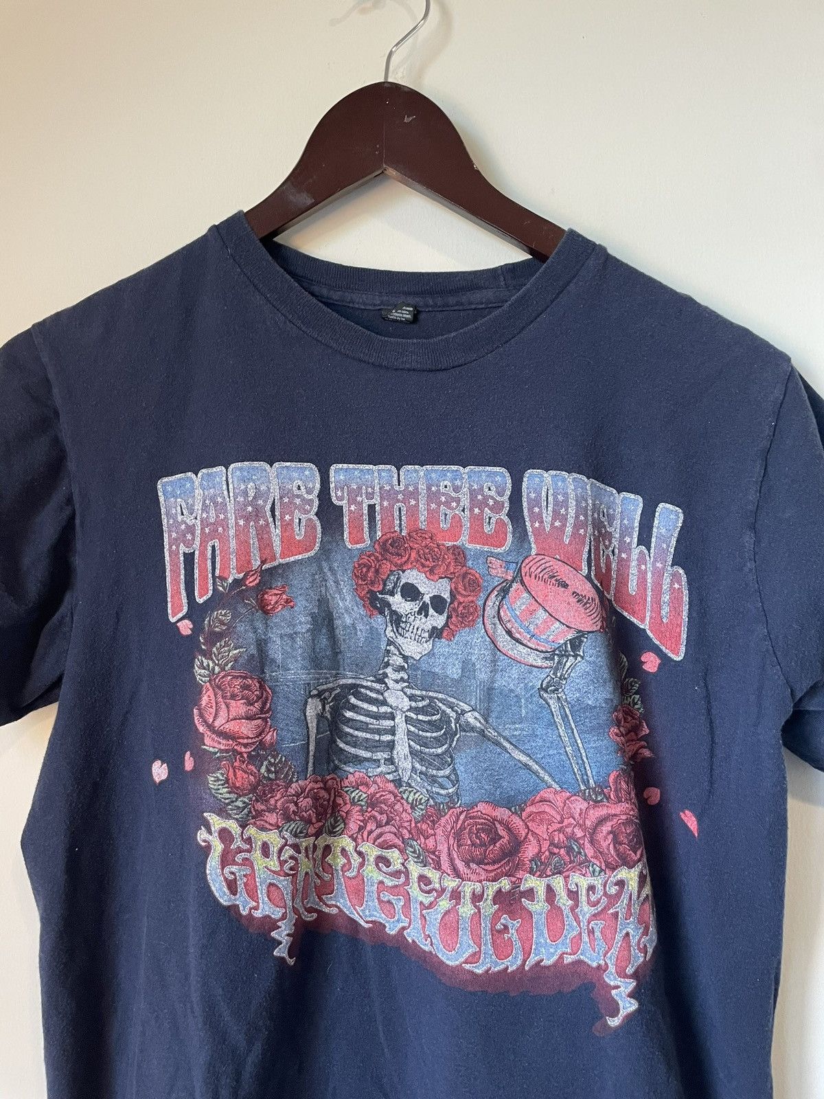 Tultex 2015 Grateful Dead tour tee Size US M / EU 48-50 / 2 - 2 Thumbnail