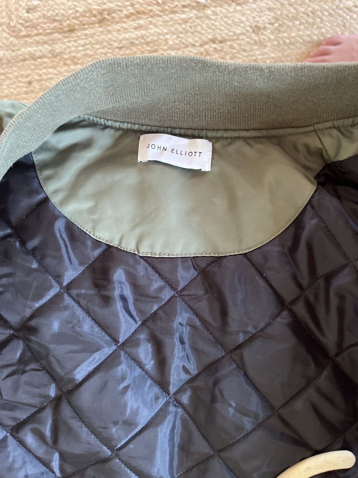 John Elliott John Elliott Bogata Bomber Olive Nylon Size US S / EU 44-46 / 1 - 3 Thumbnail