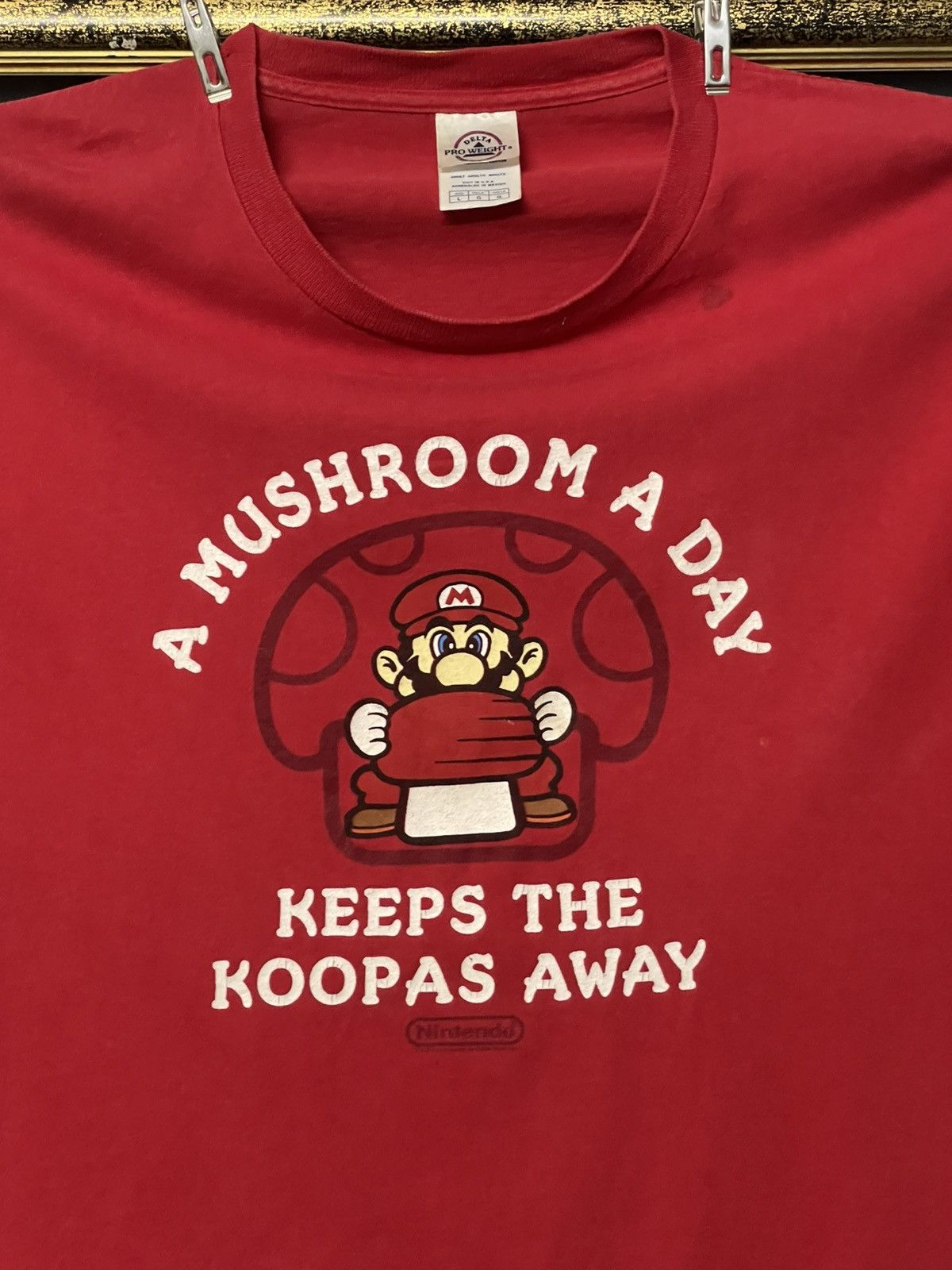 Vintage Vintage Y2K Super Mario Mushroom Day Graphic Streetwear Tee Size US M / EU 48-50 / 2 - 3 Thumbnail