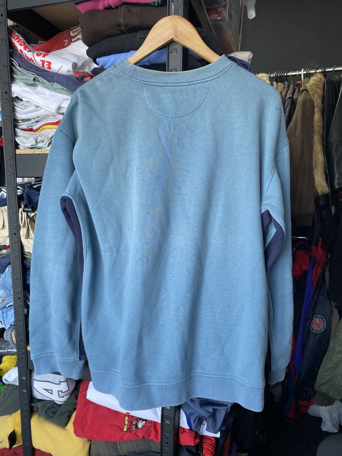 Nike × Vintage 🔥Nike Vntg Sun Faded Washed Blue Swoosh Big Logo Sweatshirt Size US L / EU 52-54 / 3 - 8 Thumbnail