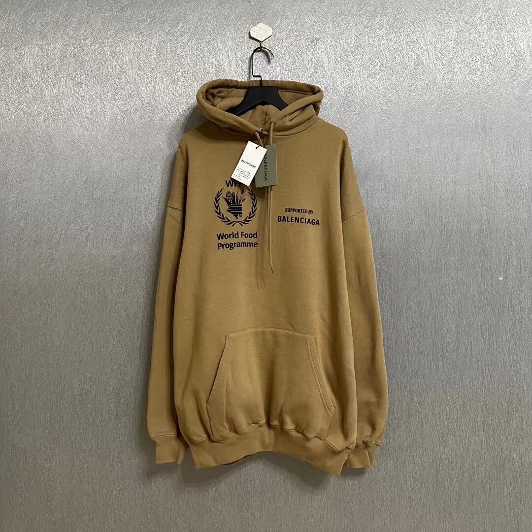 Balenciaga balenciaga khaki food support hoodie Size US S / EU 44-46 / 1 - 1 Thumbnail