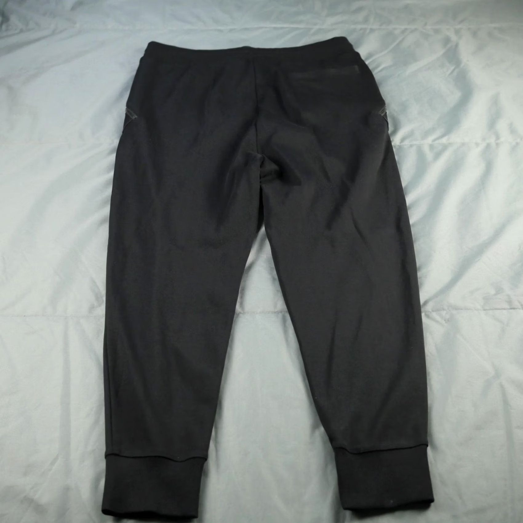 Hugo Boss HUGO BOSS Joggers Sweatpants Mens XL Black Zip Pockets Drawstring Cuffed Pants Size US 36 / EU 52 - 6 Thumbnail