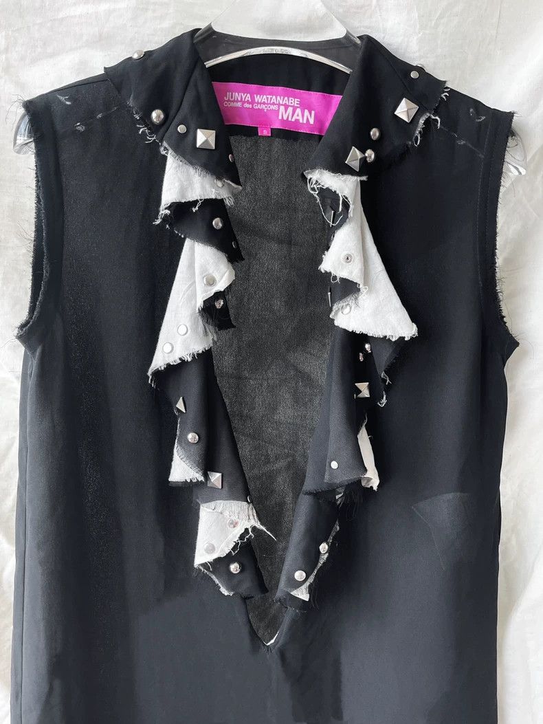 Comme des Garcons Comme des Garcons Large V-neck European court lotus leaf f Size S / US 4 / IT 40 - 2 Thumbnail