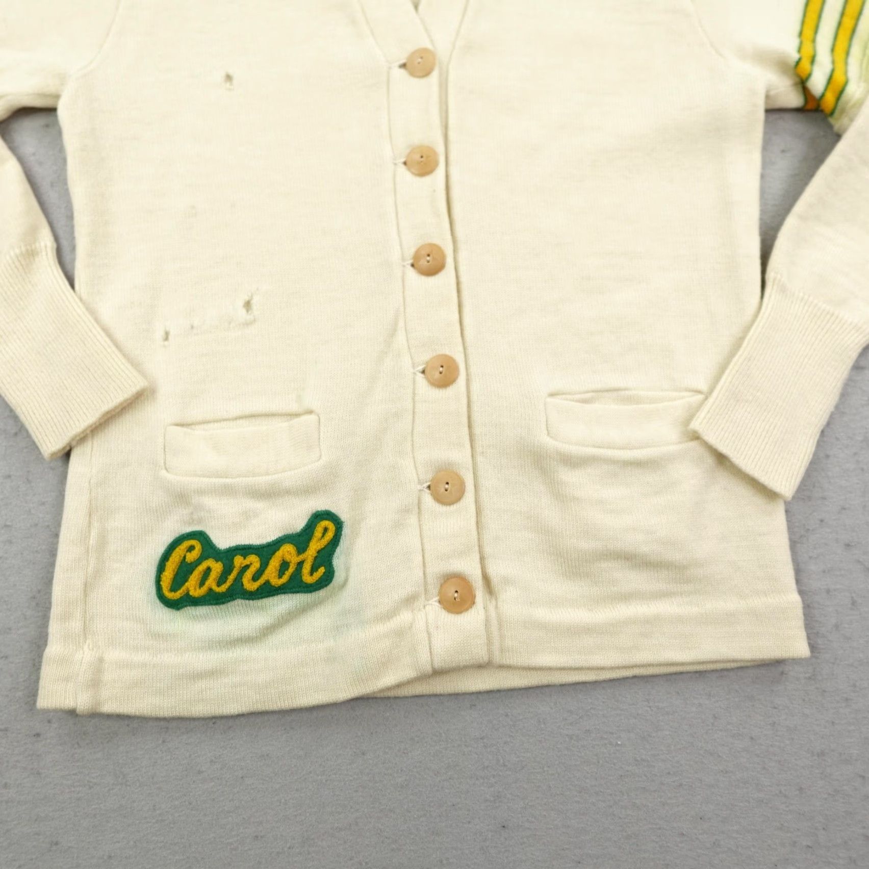 Vintage VINTAGE Jonesknit Cardigan Womens Small Beige Wool Varsity Letterman 50s Pockets Logo Preppy College Womens Size S / US 4 / IT 40 - 6 Thumbnail