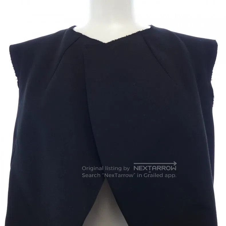 Comme des Garcons Comme Des Garcons Sleeveless Vest Size XS / US 0-2 / IT 36-38 - 3 Thumbnail