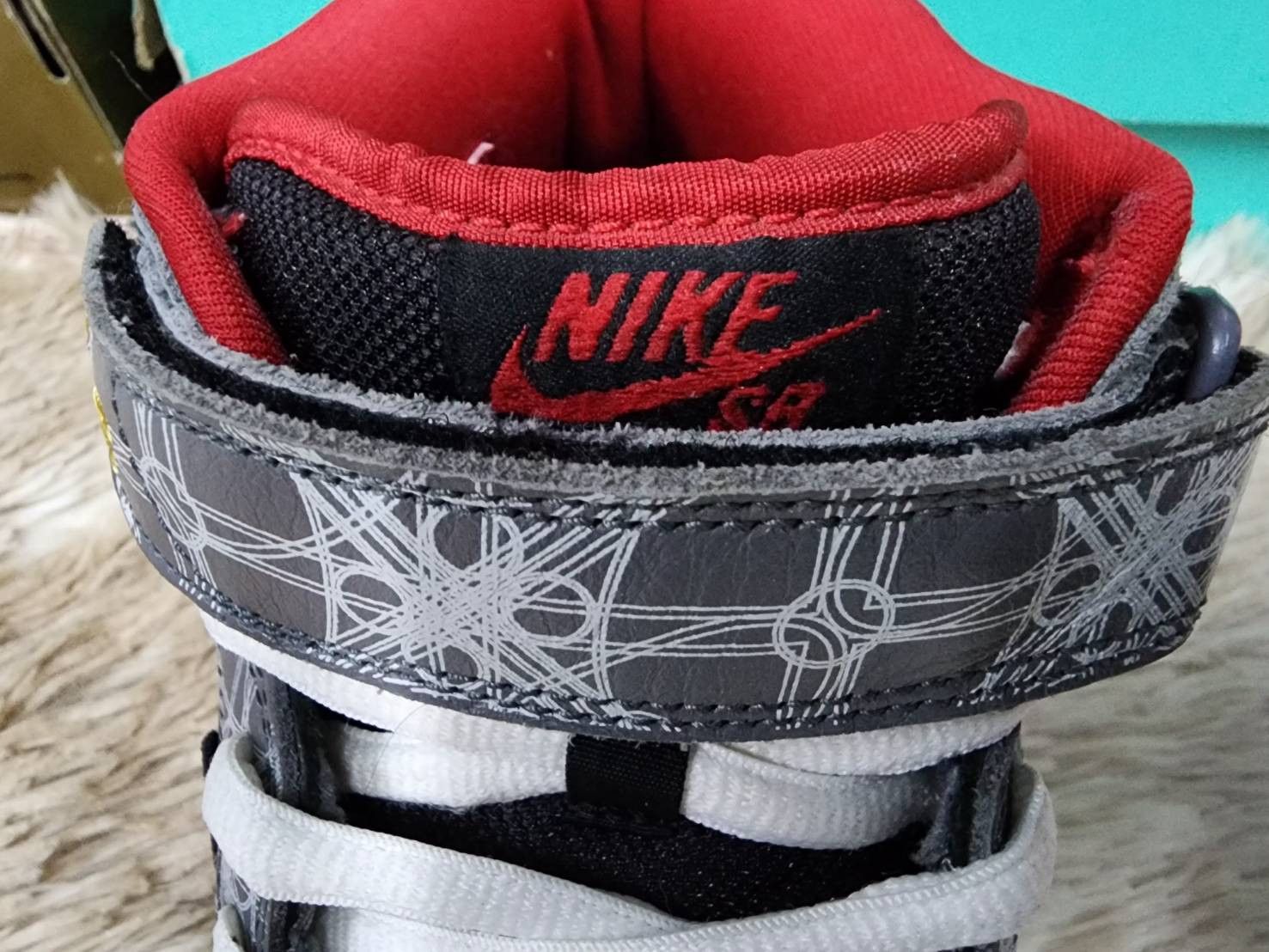 Nike Nike Sb Dunk Mid Beijing Triumvir X Fly Size US 10 / EU 43 - 5 Thumbnail
