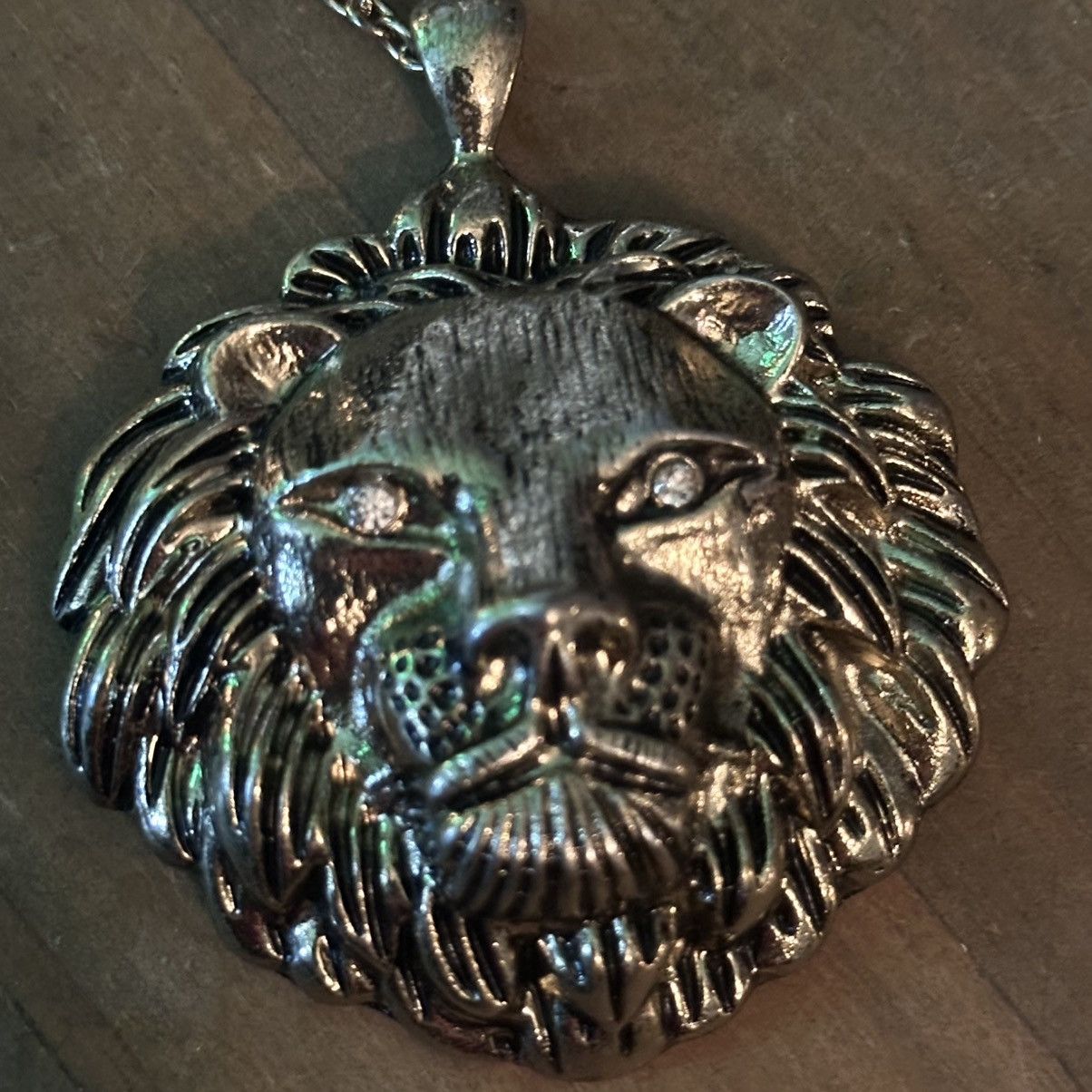 Other Long large lions head pendant necklace Size ONE SIZE - 3 Thumbnail