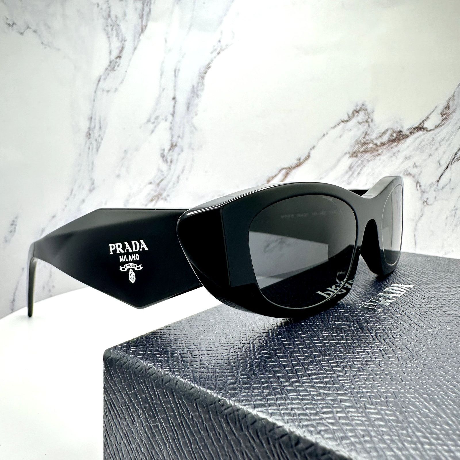 Prada New PRADA Sunglasses Black Oval Cat Eye Symbole Logo Size ONE SIZE - 13 Thumbnail