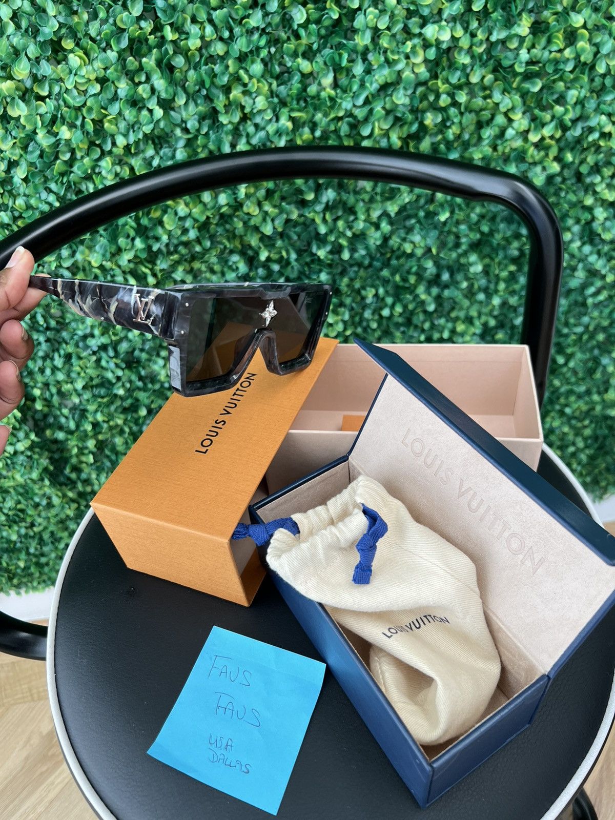 Louis Vuitton LV Cyclone Glasses (RARE MARBLE) Size ONE SIZE - 4 Thumbnail