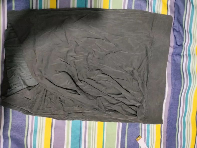 Helmut Lang HELMUT LANG sizeP skirt Size 27" / US 4 / IT 40 - 1 Thumbnail
