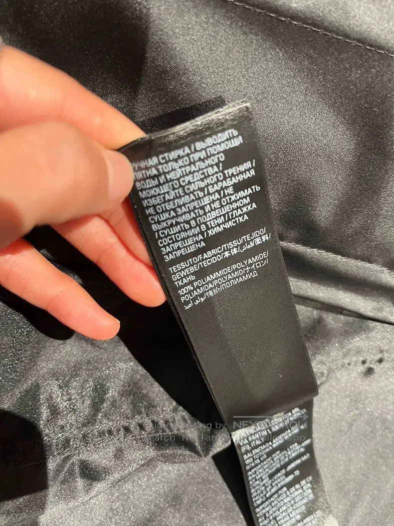 Balenciaga Balenciaga Tape Masking Paper Logo Hooded Windbreaker Jack Size US XS / EU 42 / 0 - 8 Thumbnail