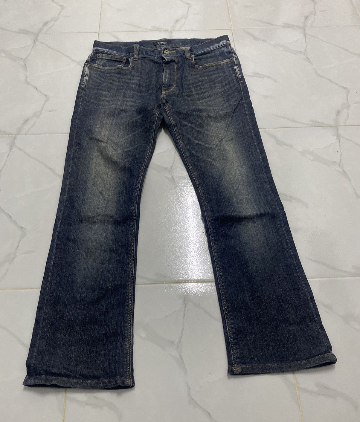 Burberry Burberrys Black Label Bootcut Denim Size US 30 / EU 46 - 2 Thumbnail