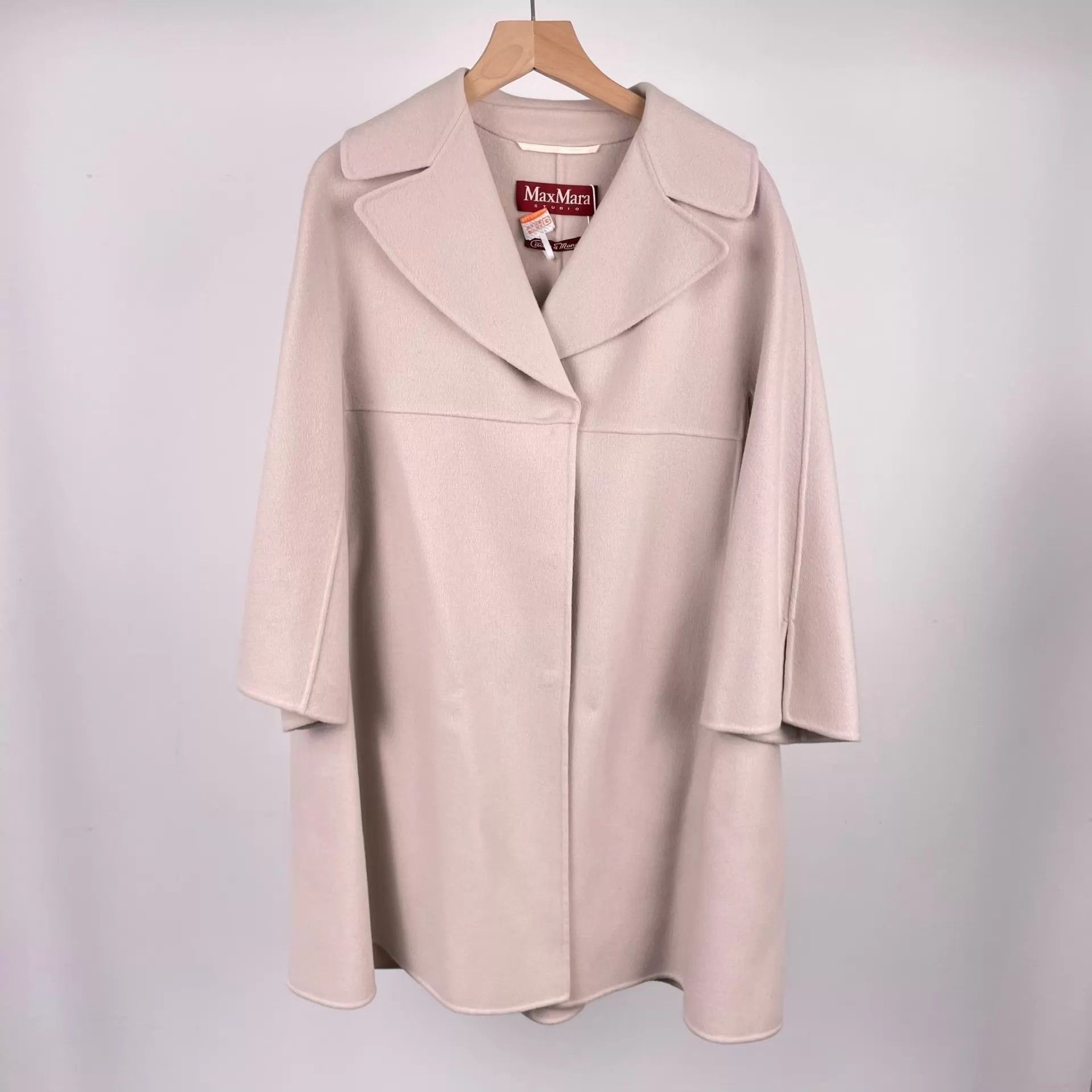 Max Mara MaxMara STUDIO Women's Wool Cashmere Coat 155/80A Size XS / US 0-2 / IT 36-38 - 1 Thumbnail