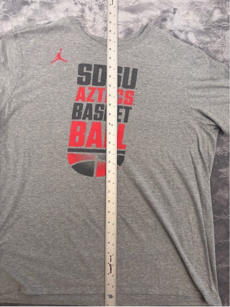 Nike Men's Nike SDSU Aztecs Basketball T-Shirt XL Gray Size US XL / EU 56 / 4 - 5 Thumbnail