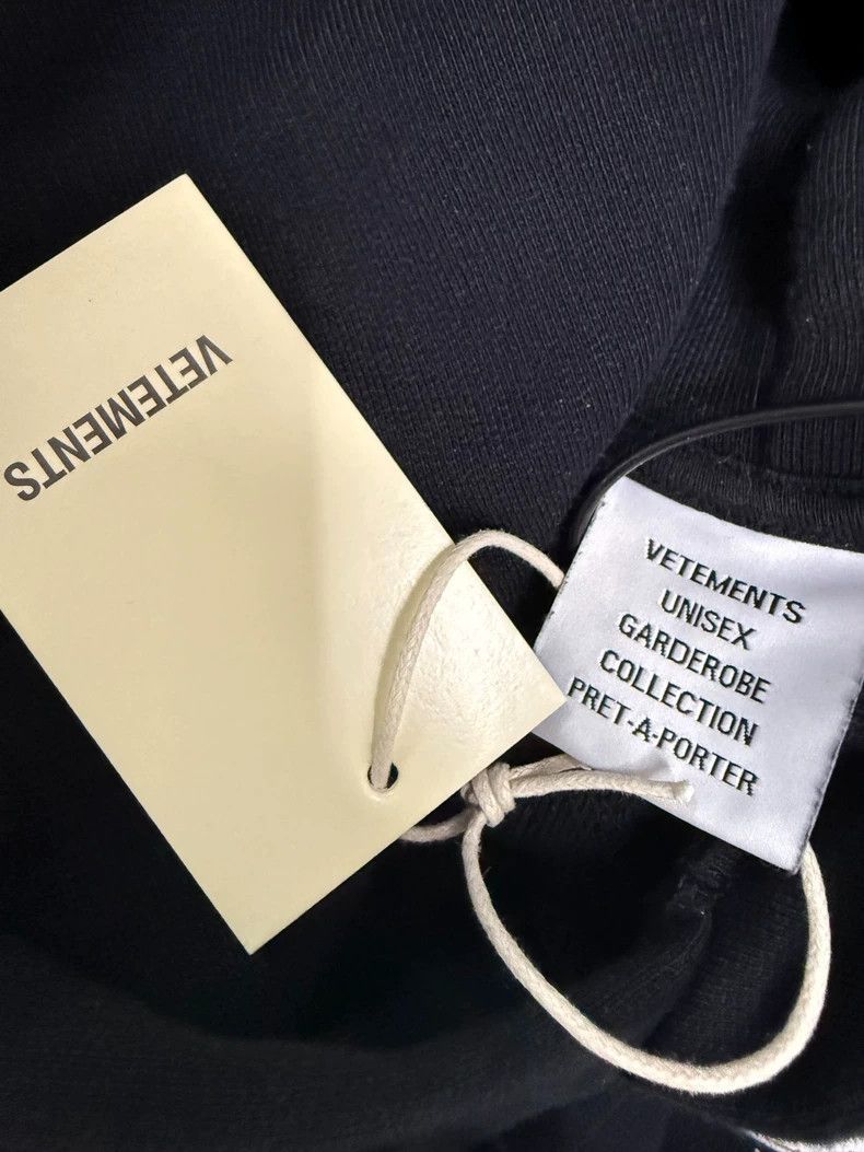 Vetements vetements Unicorn Sweatshirt 2503-Nextarrow Size US S / EU 44-46 / 1 - 5 Thumbnail