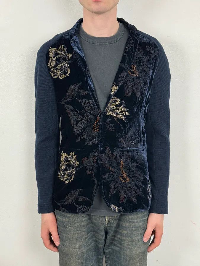 Emporio Armani AW2018 Emporio Armani Black Floral Velvet & Navy Jacket Size US S / EU 44-46 / 1 - 2 Thumbnail